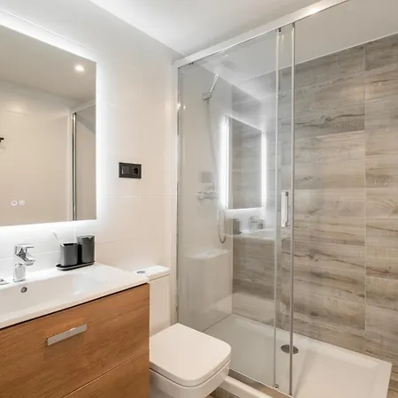 Port Forum By Olala Homes Sant Adria de Besos