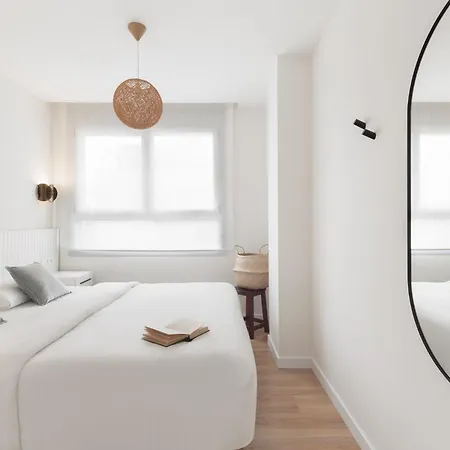 Port Forum By Olala Homes * San Adrián de Besós