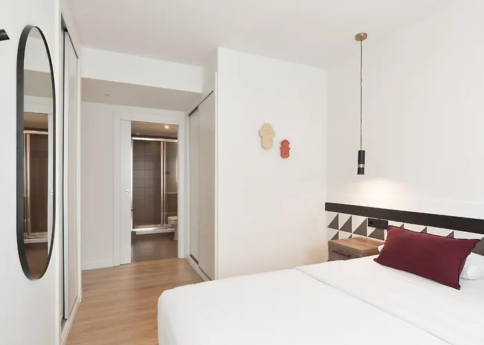 Port Forum By Olala Homes Apartment